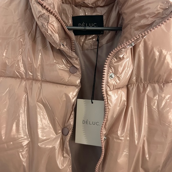 puffer vest - Picture 3 of 3